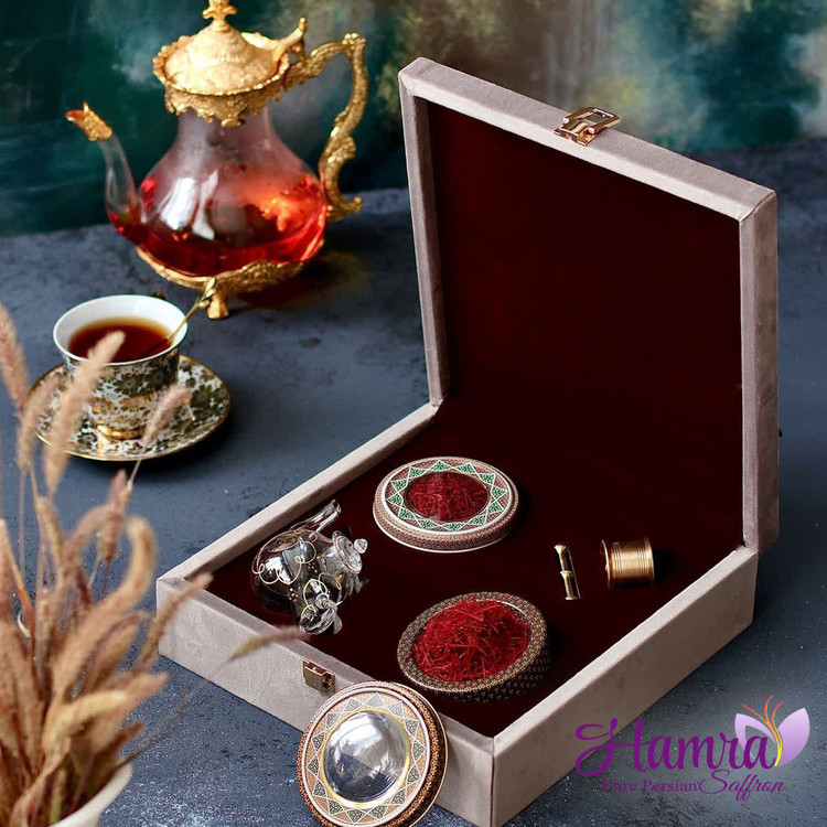 زعفران سوپر نگین صادراتی حمرا یک مثقالی (قلم سه سانتی)